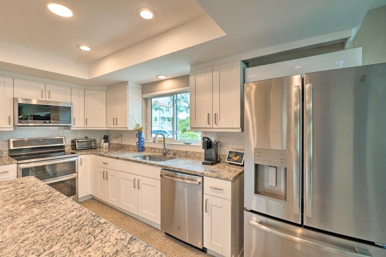 Pet-Friendly Waterfront Home - 2 Mi To Beach! Tarpon Springs Esterno foto